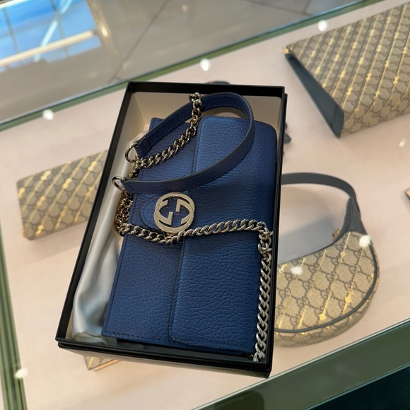 New in box Gucci double G wallet on chain - Picture 2 of 6